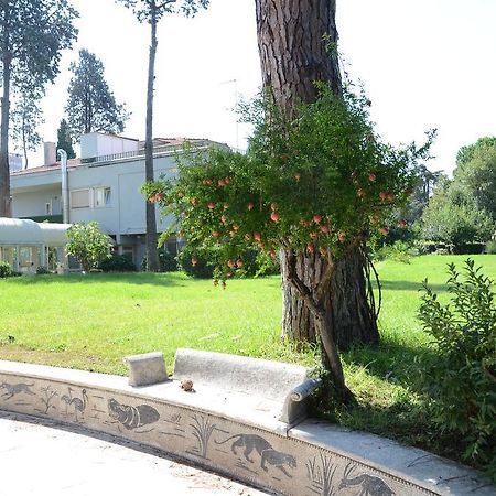 مبيت وإفطار روما Casa Per Ferie Cardinal G. Guarino المظهر الخارجي الصورة