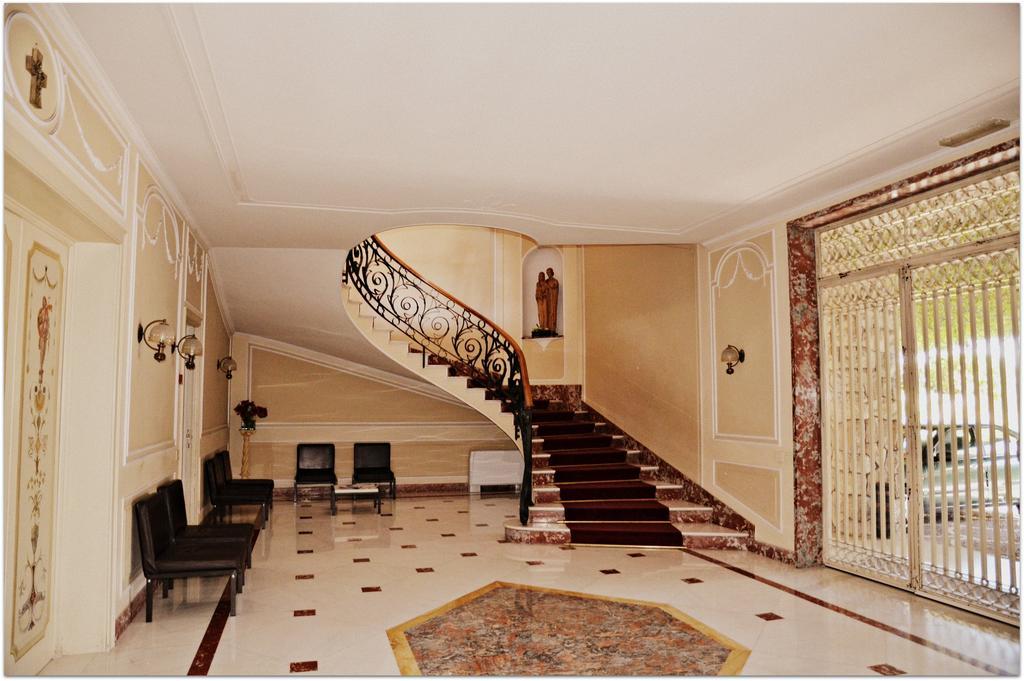 مبيت وإفطار روما Casa Per Ferie Cardinal G. Guarino المظهر الخارجي الصورة